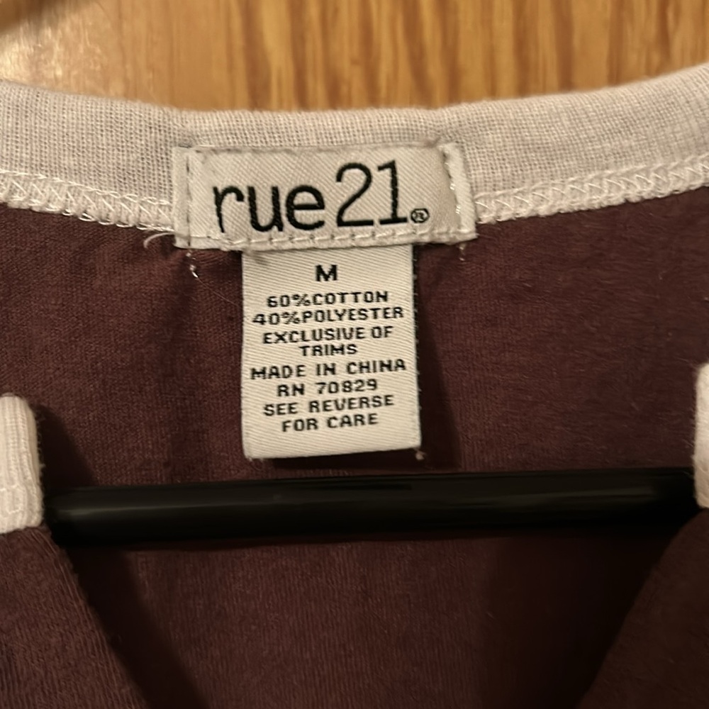 Brown Rue21 crop top - Picture 2 of 3